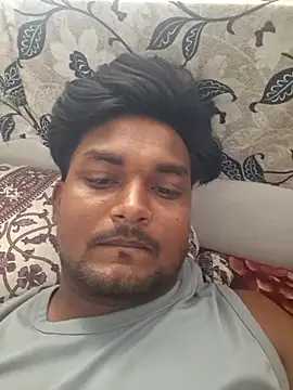 Snapshot of Gujju_here chatting on May 2026 04:08:02 AM Gujju here online show from May 2026 04:08:02 AM