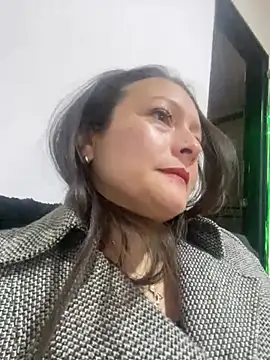 Snapshot of SamiiContreras_ chatting on May 2026 11:07:01 AM SamiiContreras online show from May 2026 11:07:01 AM