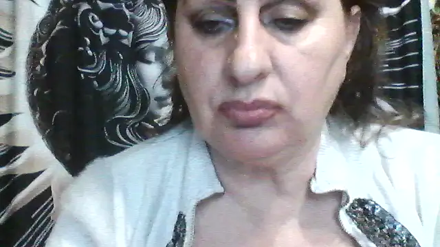 Snapshot of LoaqLovew chatting on April 2026 01:50:02 PM LoaqLovew online show from April 2026 01:50:02 PM
