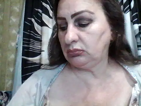 Snapshot of LoaqLovew chatting on May 2026 08:44:01 AM LoaqLovew online show from May 2026 08:44:01 AM