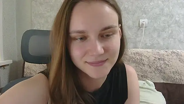 DolcezzaCream online show from June 2026 04:22:02 PM