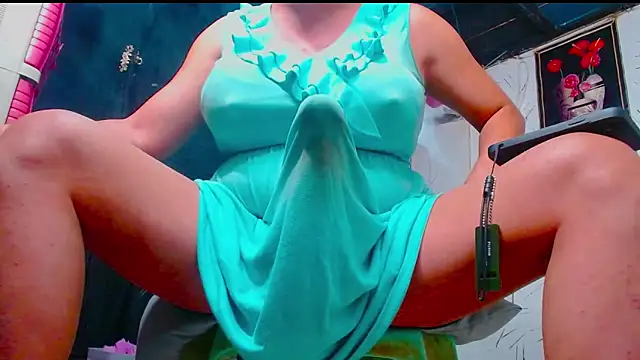 Snapshot of 11inchSELFSUCKnCUM chatting on November 2025 12:07:01 PM 11inchSELFSUCKnCUM online show from November 2025 12:07:01 PM