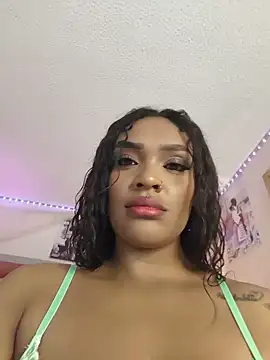 Snapshot of allycharlotte chatting on July 2026 12:08:02 AM allycharlotte online show from July 2026 12:08:02 AM