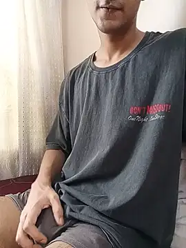 Snapshot of skinny_raj chatting on June 2026 07:32:02 AM skinny raj online show from June 2026 07:32:02 AM