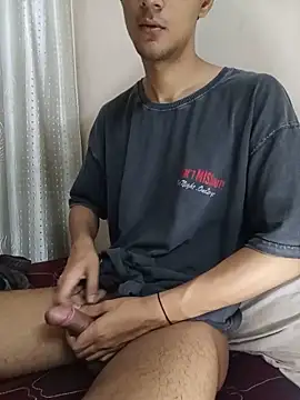 Snapshot of skinny_raj chatting on June 2026 08:02:01 PM skinny raj online show from June 2026 08:02:01 PM