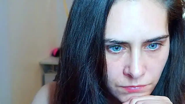 Snapshot of khalessi13 chatting on April 2026 09:34:01 PM khalessi13 online show from April 2026 09:34:01 PM