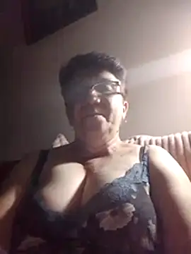 Snapshot of KetQueen101 chatting on June 2026 08:23:01 PM KetQueen101 online show from June 2026 08:23:01 PM