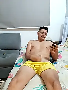 Snapshot of Dante9207 chatting on May 2026 09:47:02 AM Dante9207 online show from May 2026 09:47:02 AM