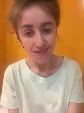 Avokadoo online show from May 2026 05:43:01 PM