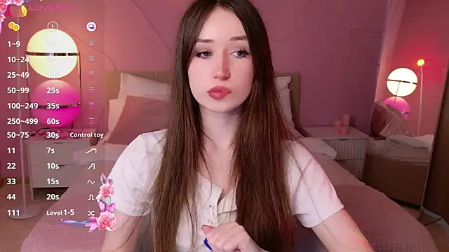 AliceLidelle online show from June 2026 01:45:02 PM