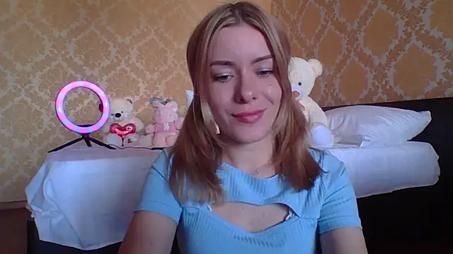 Snapshot of Softy_Aura_ chatting on June 2026 10:36:01 AM Softy Aura online show from June 2026 10:36:01 AM
