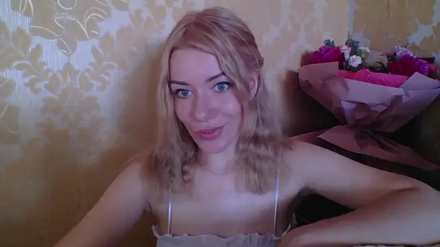 Snapshot of Softy_Aura_ chatting on July 2026 10:21:01 AM Softy Aura online show from July 2026 10:21:01 AM