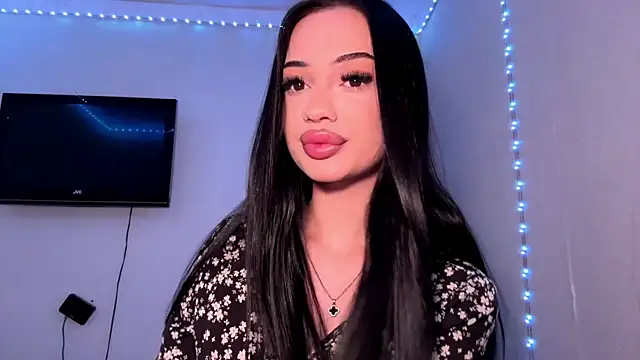 MasakoRoblodowski online show from April 2026 11:59:02 AM