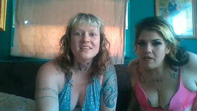 RosieSwitchBitch online show from June 2026 09:56:02 PM