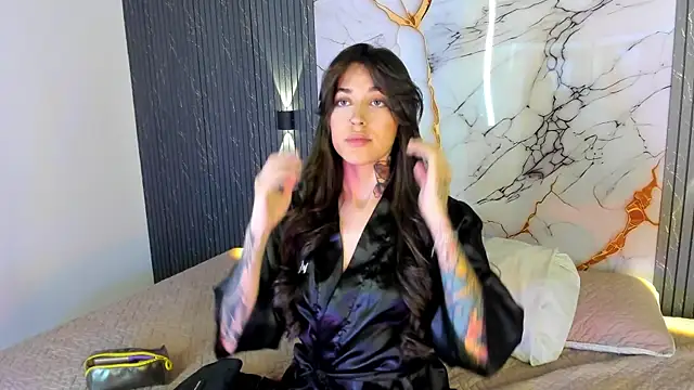 AlexxNoir online show from June 2026 04:17:01 AM
