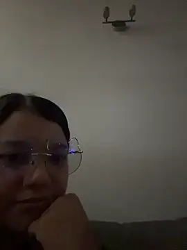 alicemazzo  online show from April 2026 02:37:02 AM