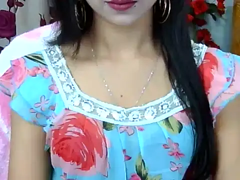 Snapshot of Alina_Nur chatting on May 2026 06:24:01 PM Alina Nur online show from May 2026 06:24:01 PM