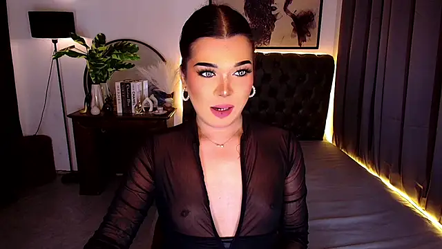 Snapshot of Empress_Candice chatting on May 2026 09:35:01 AM Empress Candice online show from May 2026 09:35:01 AM