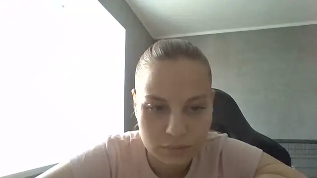 Snapshot of _Linsyy_ee_ chatting on June 2026 10:24:02 AM Linsyy ee online show from June 2026 10:24:02 AM