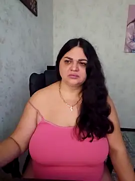 -CUTE-EVVIL- online show from May 2026 04:48:01 PM