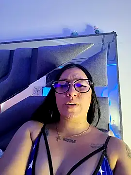 valeryrouse27 online show from May 2026 08:36:02 PM