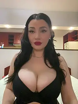 AylaSparkk online show from May 2026 10:25:02 PM