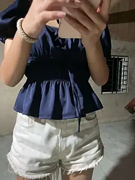 Snapshot of candy_bobo chatting on July 2026 02:43:01 PM candy bobo online show from July 2026 02:43:01 PM
