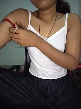 Snapshot of ESHA-LOVE chatting on May 2026 11:55:02 PM ESHA-LOVE online show from May 2026 11:55:02 PM