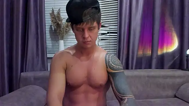 MarcoErra online show from June 2026 05:01:02 PM
