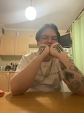 Hannma48 online show from April 2026 08:39:02 PM