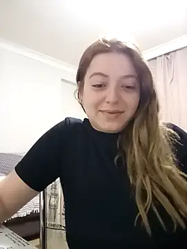 Snapshot of Werderwerememm chatting on May 2026 08:03:02 PM Werderwerememm online show from May 2026 08:03:02 PM