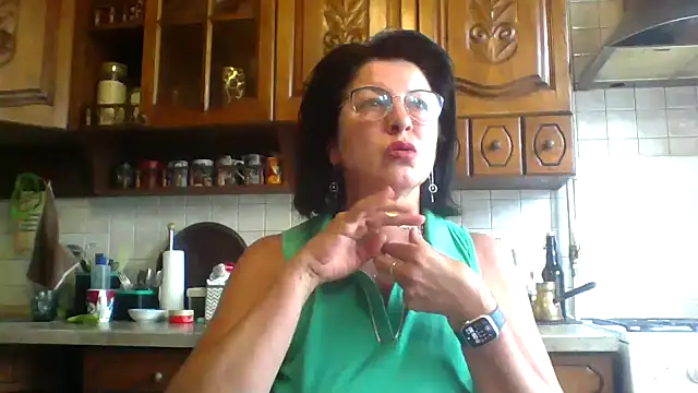 Fiona06 online show from May 2026 06:31:02 AM