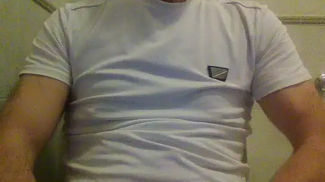 kelper18 online show from April 2026 05:10:02 PM