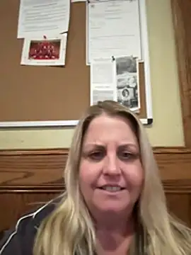 Snapshot of Bruiserboomer2 chatting on April 2026 10:38:01 PM Bruiserboomer2 online show from April 2026 10:38:01 PM