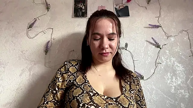 OraCoovert online show from April 2026 11:48:01 AM