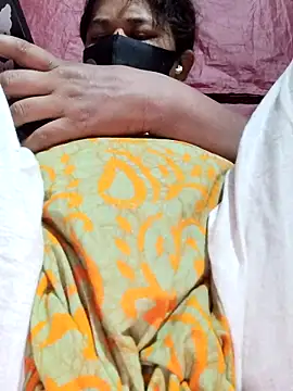 Snapshot of Gulapi_N chatting on May 2026 03:40:01 PM Gulapi N online show from May 2026 03:40:01 PM