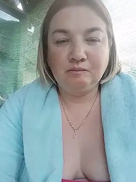 MiyaOlliver online show from May 2026 04:25:02 PM