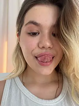 Liiimeee online show from July 2026 01:15:02 PM