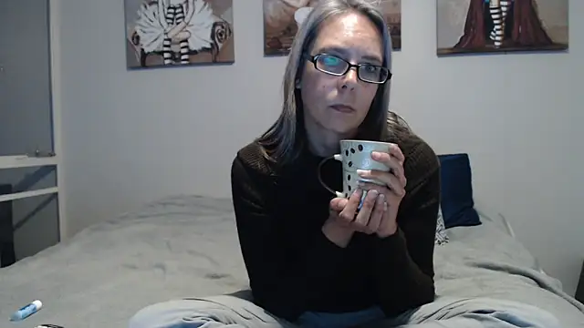 Snapshot of blondiesin50 chatting on June 2026 04:48:02 AM blondiesin50 online show from June 2026 04:48:02 AM