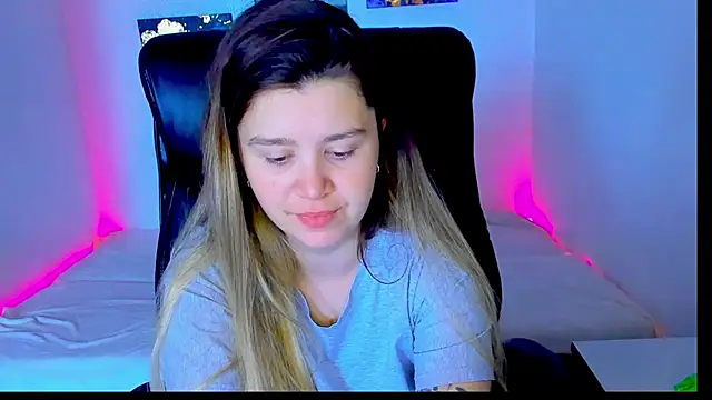 Natali Secret online show from June 2026 07:22:01 AM