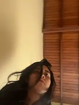 mia moonna online show from June 2026 12:42:02 PM