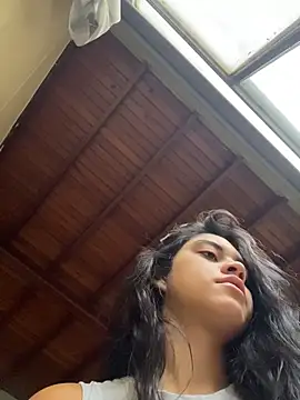 mia moonna online show from July 2026 11:49:02 AM