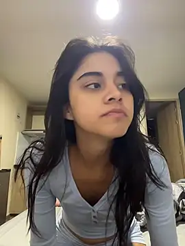 mia moonna online show from July 2026 11:17:02 AM