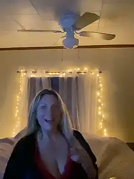 bigtitslivetofuck online show from February 2025 04:36:02 AM