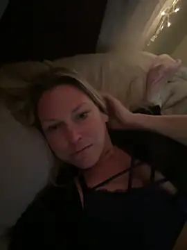 bigtitslivetofuck online show from March 2025 03:33:02 AM