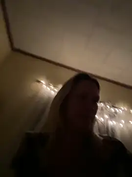 bigtitslivetofuck online show from October 2025 07:15:01 AM