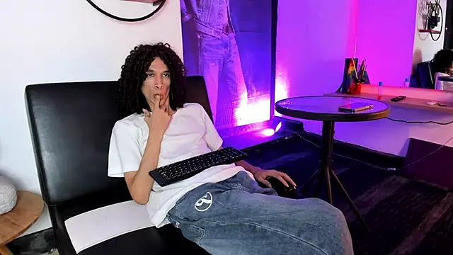 anddy hugecock online show from July 2026 09:09:02 PM