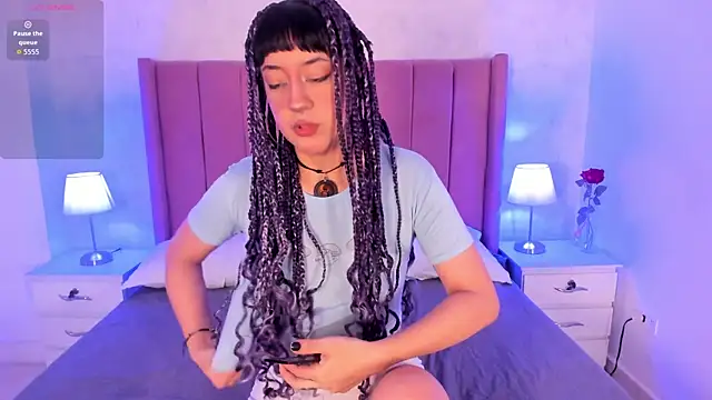Snapshot of amy_flaker chatting on May 2026 01:05:02 PM amy flaker online show from May 2026 01:05:02 PM