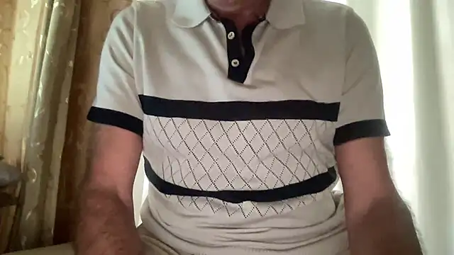 Snapshot of henrybull007 chatting on June 2026 11:05:01 AM henrybull007 online show from June 2026 11:05:01 AM