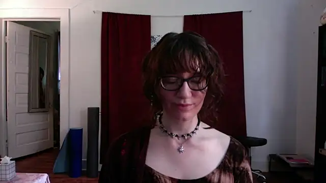 Snapshot of AnnywnBelle chatting on May 2026 10:07:01 PM AnnywnBelle online show from May 2026 10:07:01 PM